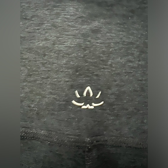 Beyond Yoga black gray biker shorts size XL - Picture 3 of 6